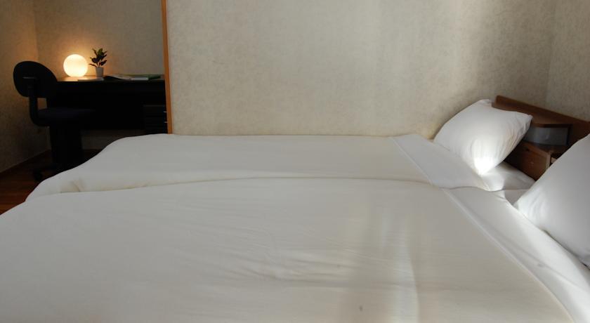 Yukurinaresort Okinawa Ocean Terrace Motobu Exterior photo